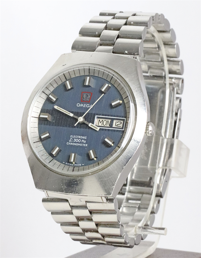 Omega F300